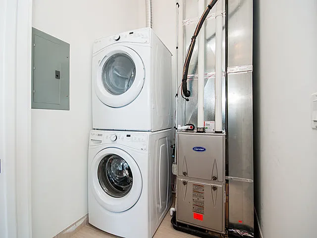 most units have decks