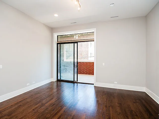 all closets have organizers 