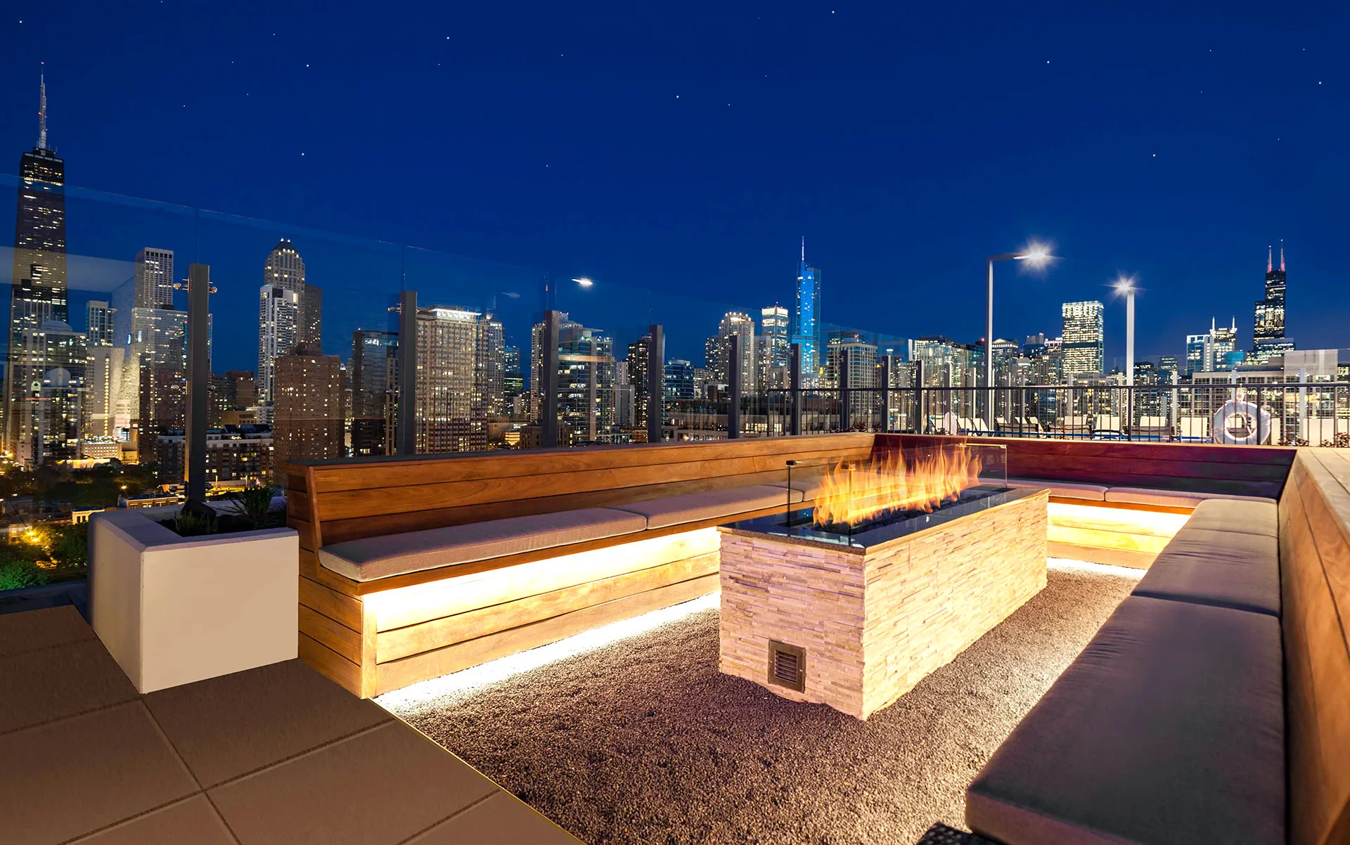 Niche 905 Apartments