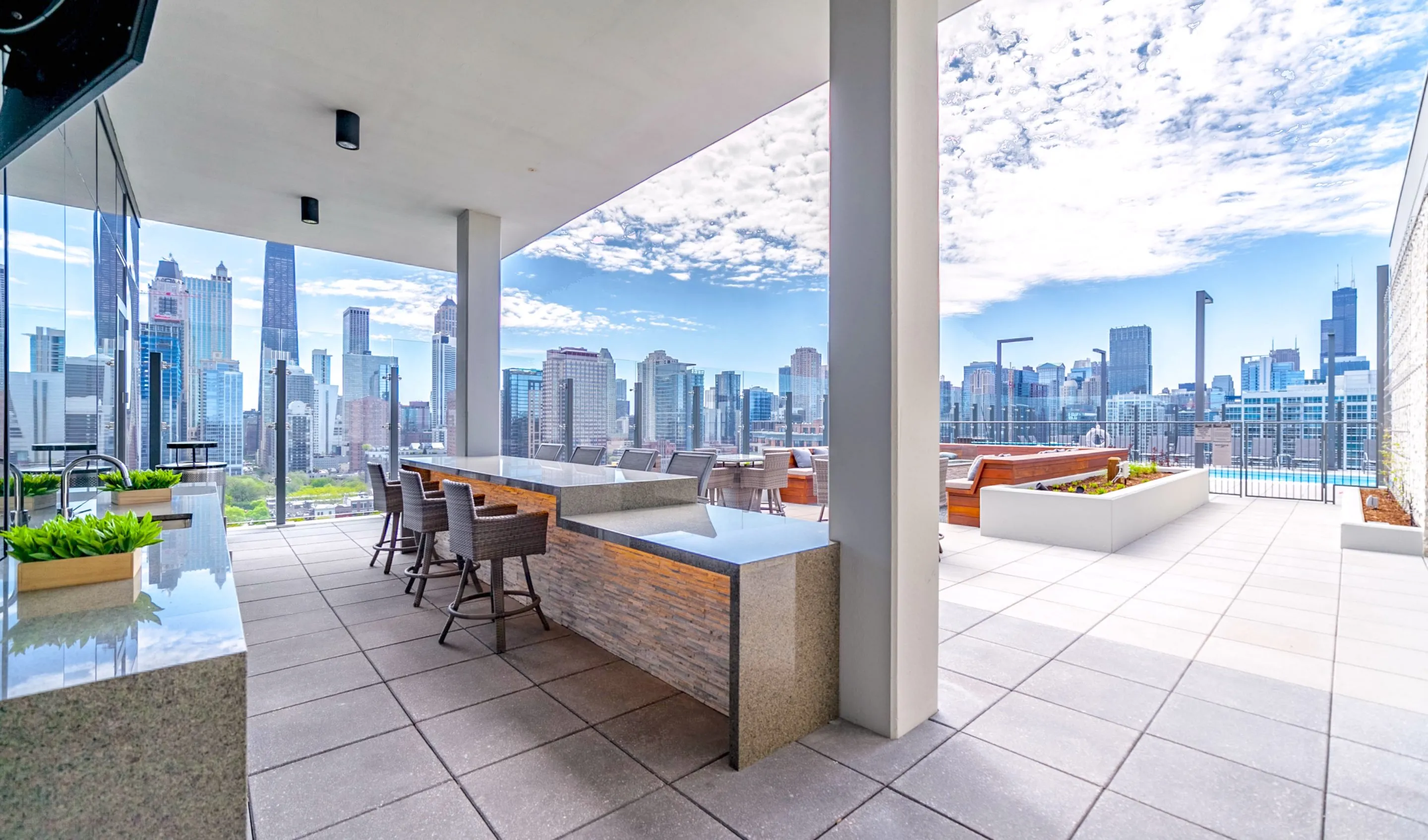 Niche 905 Apartments