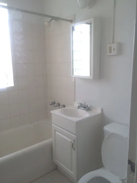 1624 W MORSE AVE 60626-unit#407-Chicago-IL