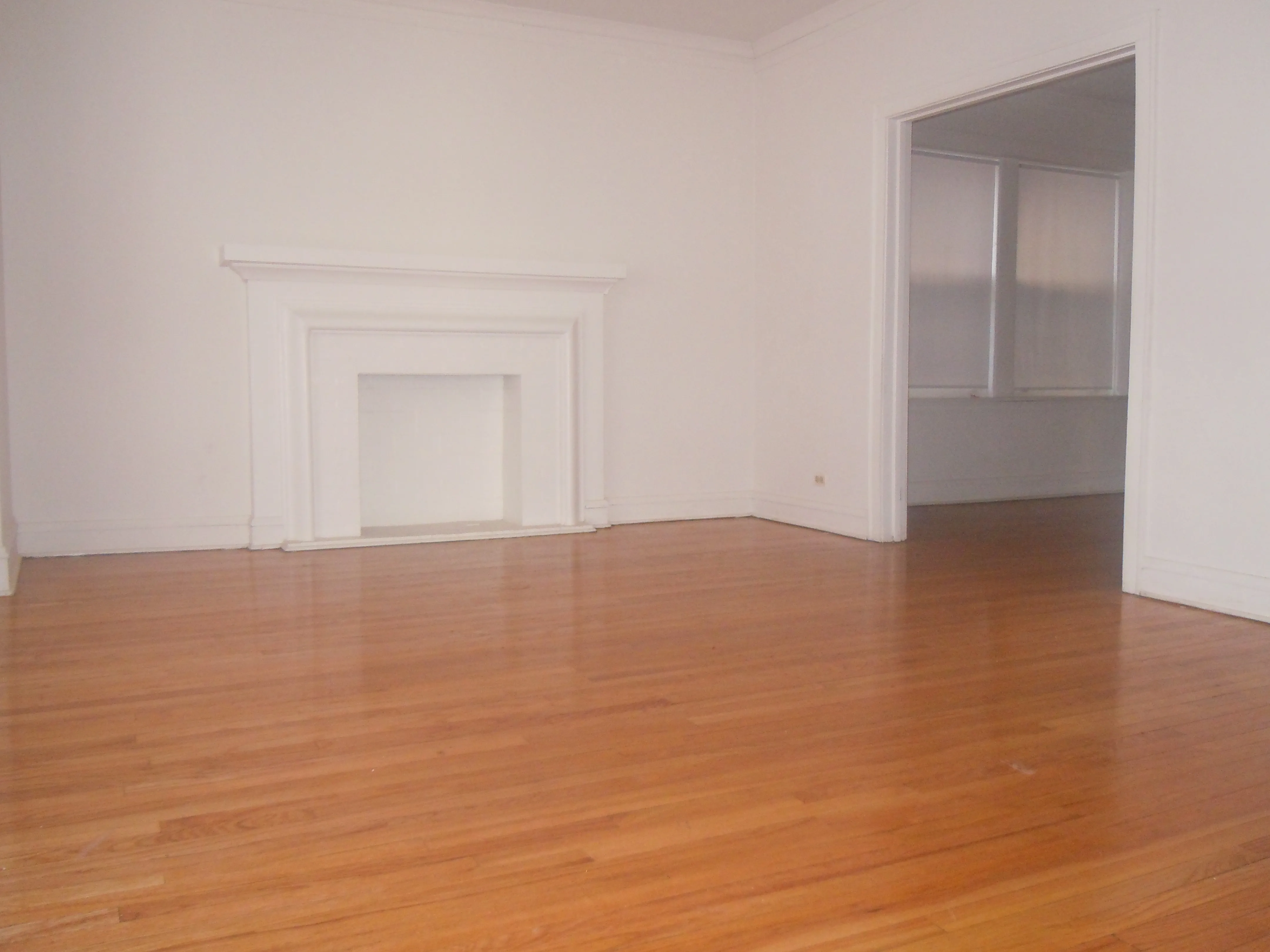 2201 Ridge Apartments