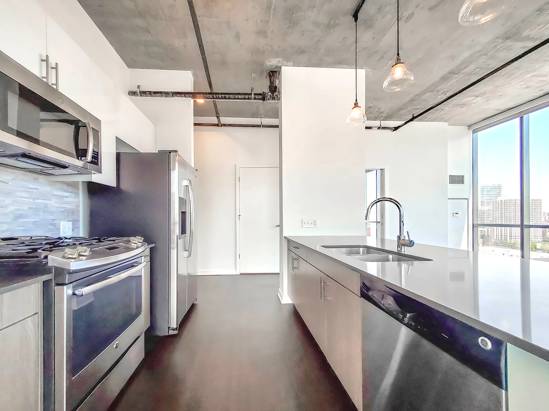 Kitchen with Dishwasher