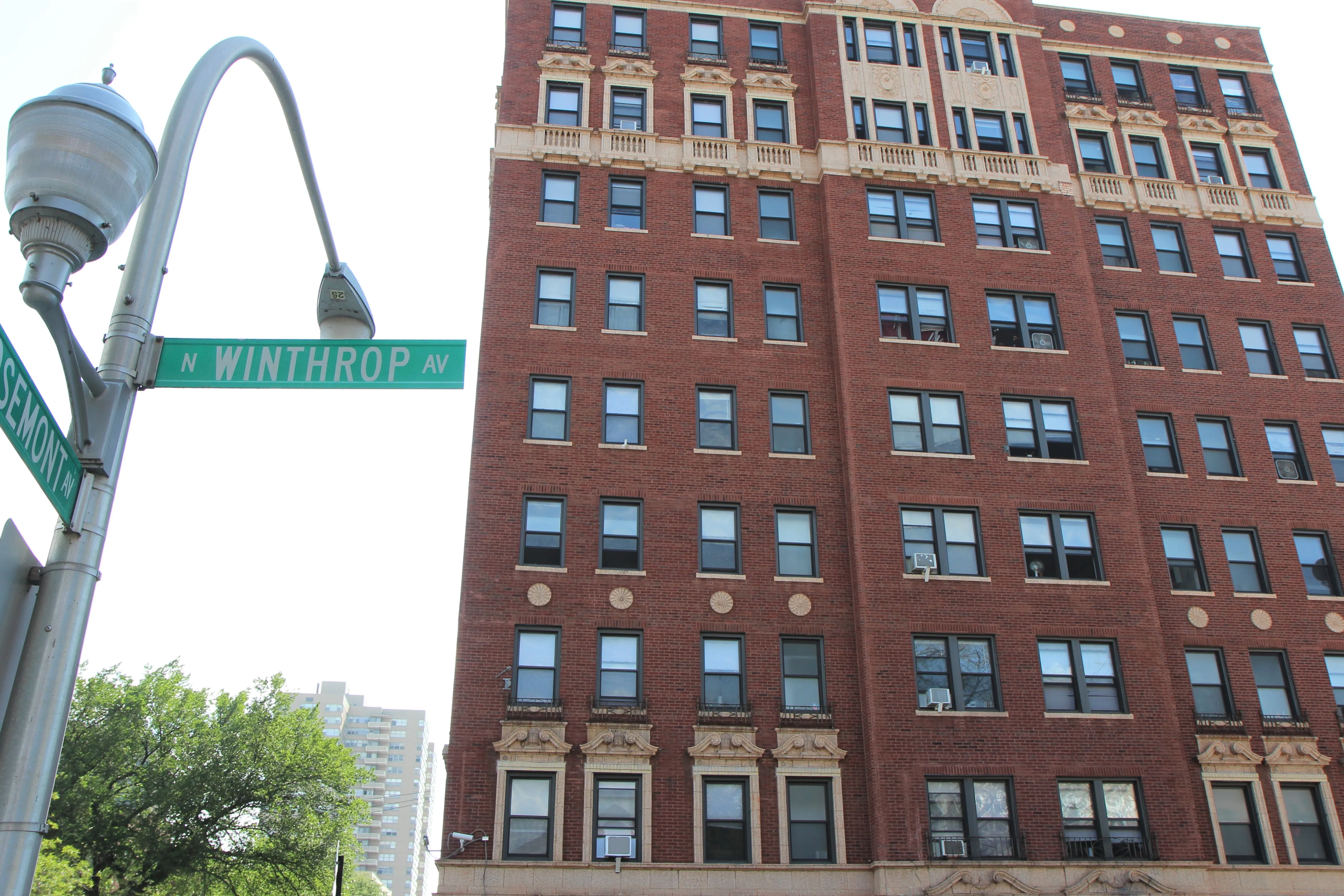1061 W ROSEMONT AVE 60660-Coronado Apartments-unit#101-Chicago-IL