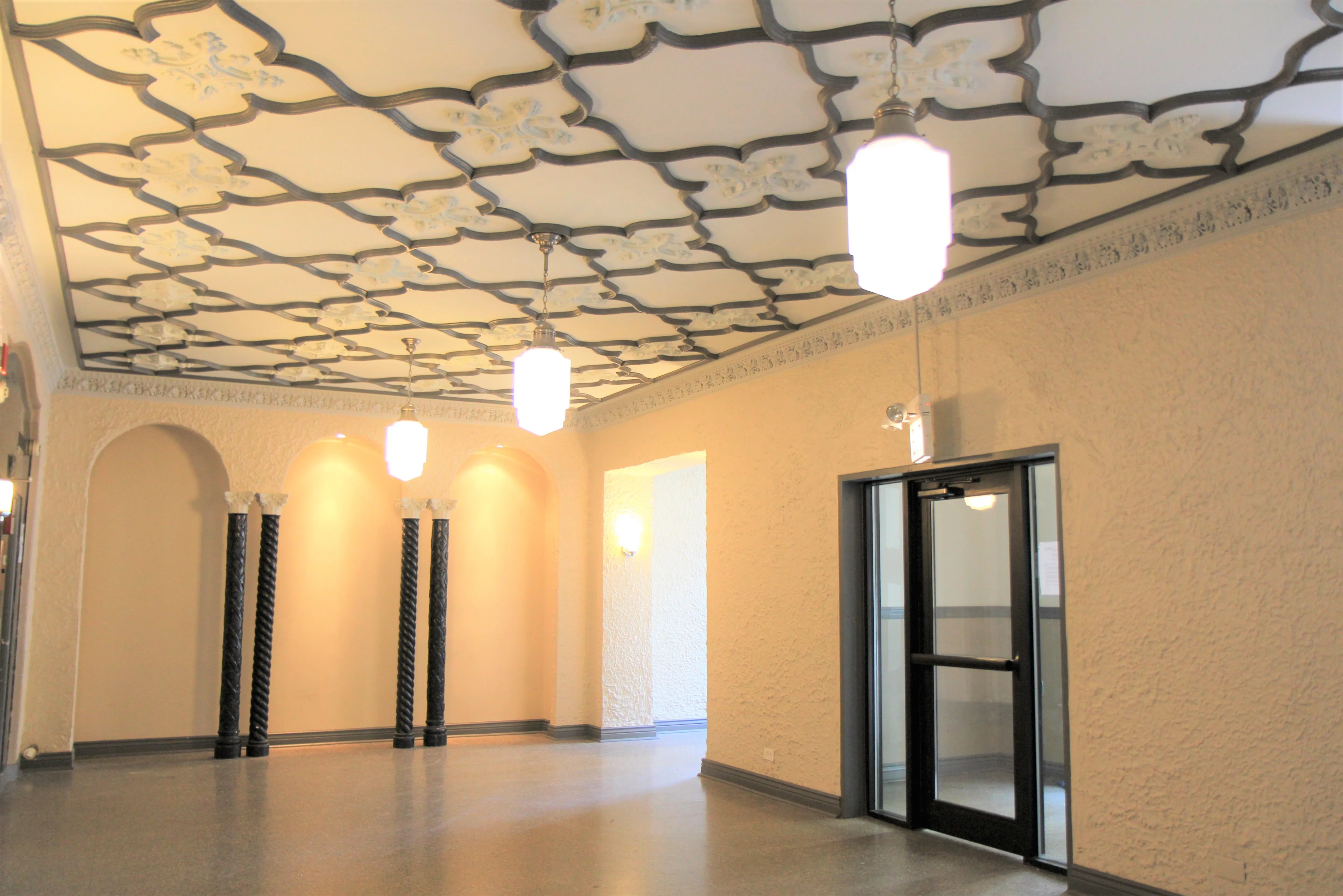 1061 W ROSEMONT AVE 60660-Coronado Apartments-unit#101-Chicago-IL