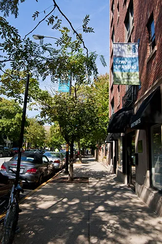 furnished living room apt 601 at 1939 N Lincoln Apartments in Lincoln Park 