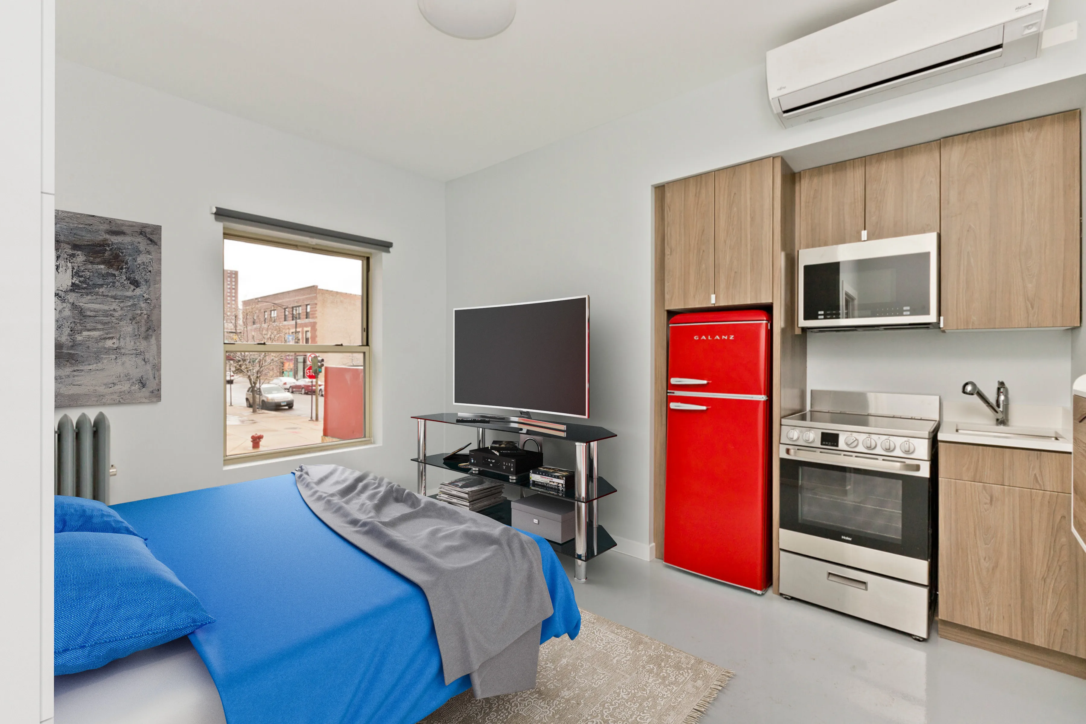 model kitchen at The Darlington Apartments in Uptown Chicago