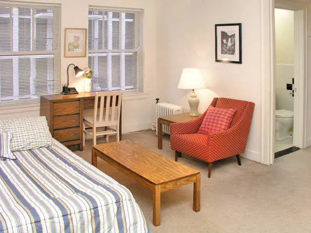 vintage exterior of Canterbury Court Apartments in the Gold Coast Chicago