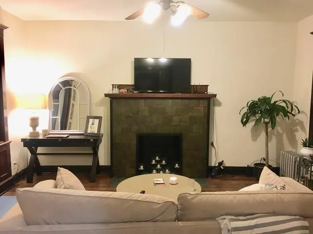 2817 N MDRED AVE 60657-unit#A-Chicago-IL