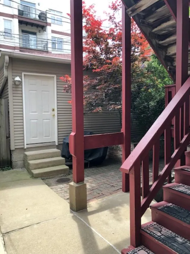 2043 W CRYSTAL ST 60622-unit#1R-Chicago-IL