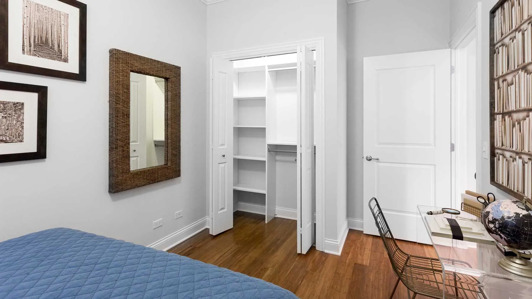 model living room unit at Madison Throop Place Apartments