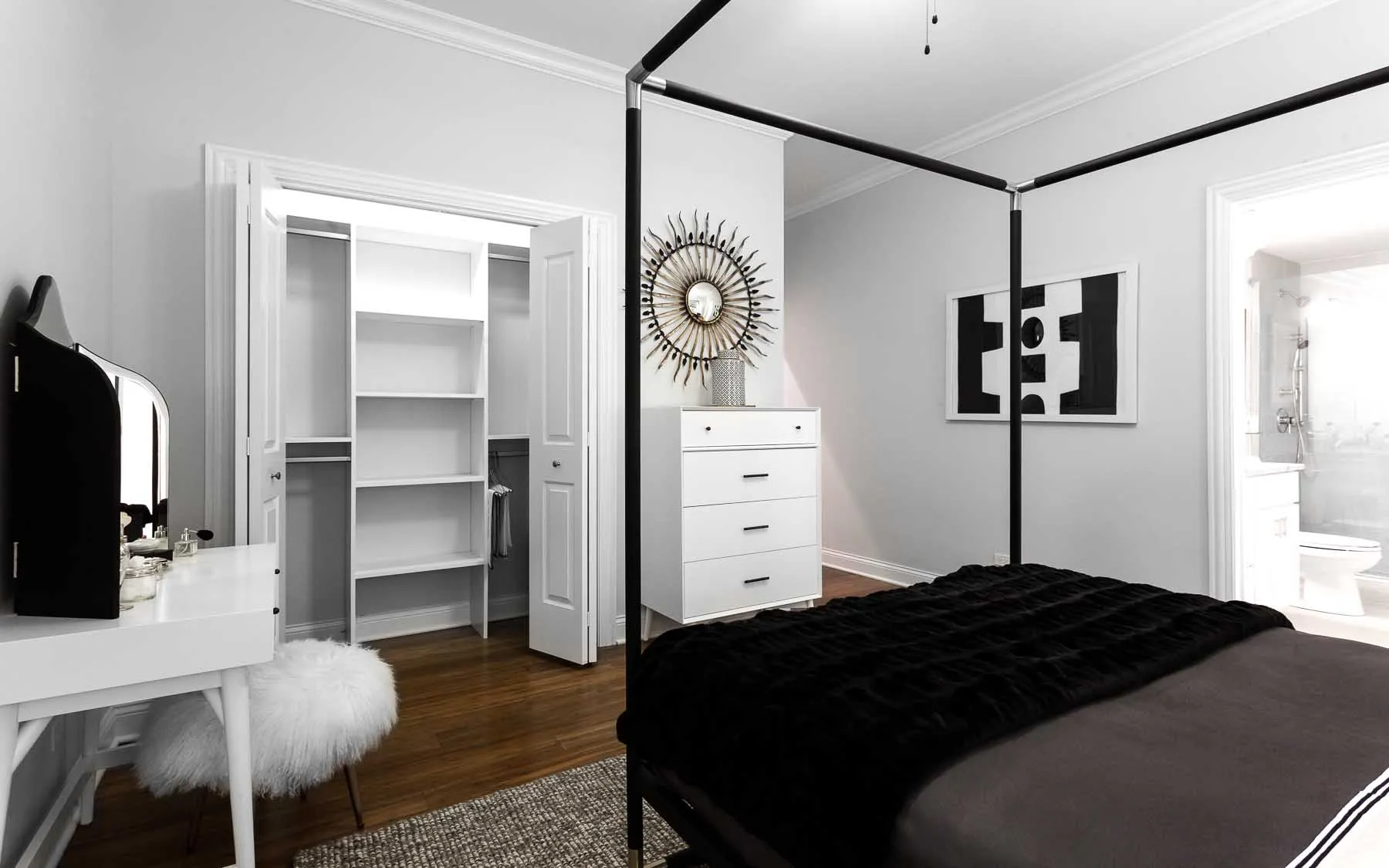 model living room unit at Madison Throop Place Apartments