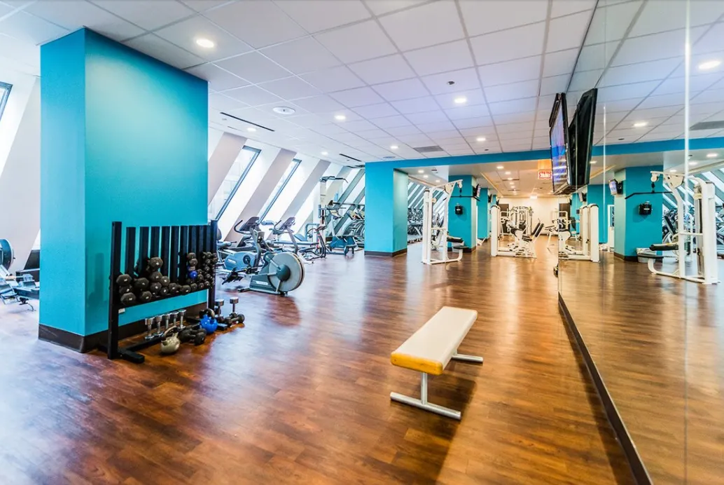 Fitness Center Gym at Axis Apartments Chicago in Streeterv