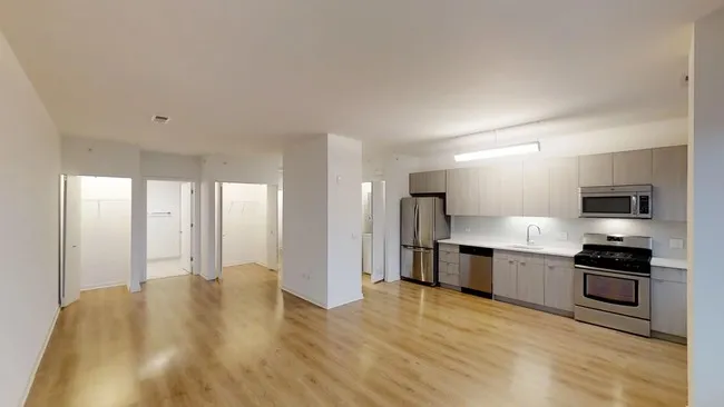 Studio at Webster Square Apartments in Lincoln Park, Chicago