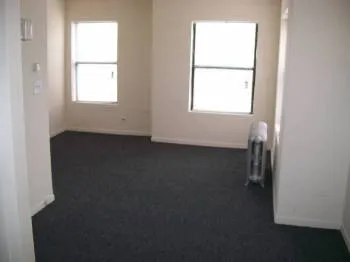 6126 S WOODLAWN AVE 60637-6126 S Woodlawn-Chicago-IL