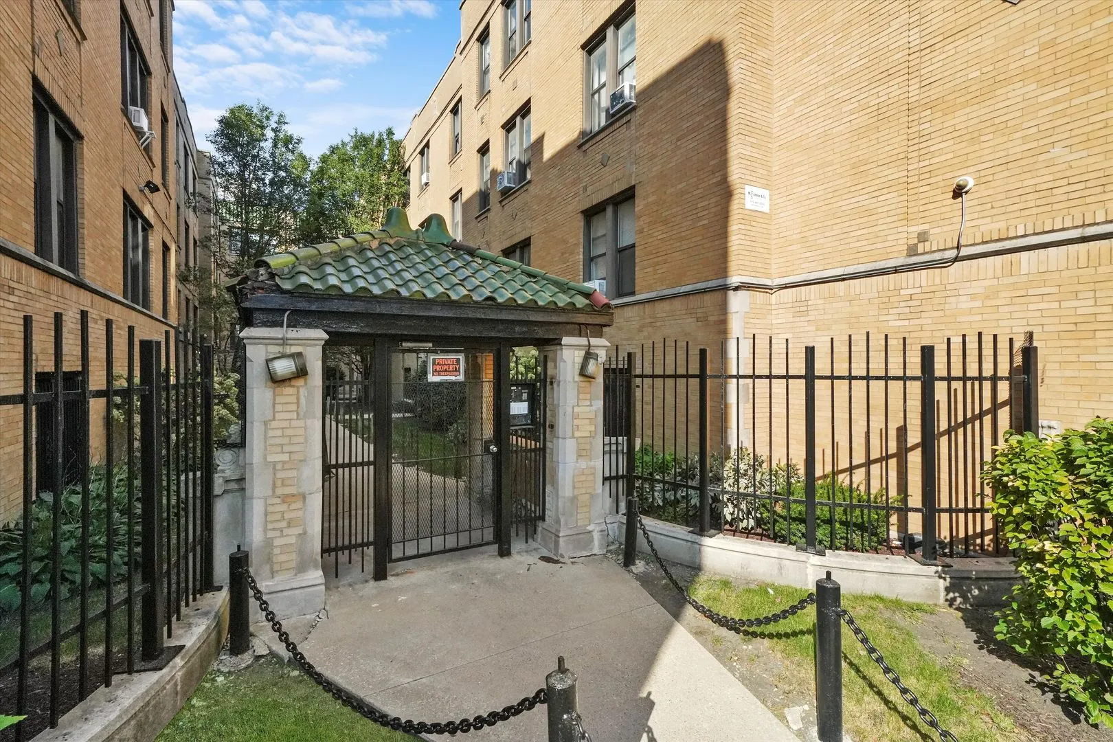1532 N Kedzie Ave, ,  60651, USA 60651-unit#2D-Chicago-IL