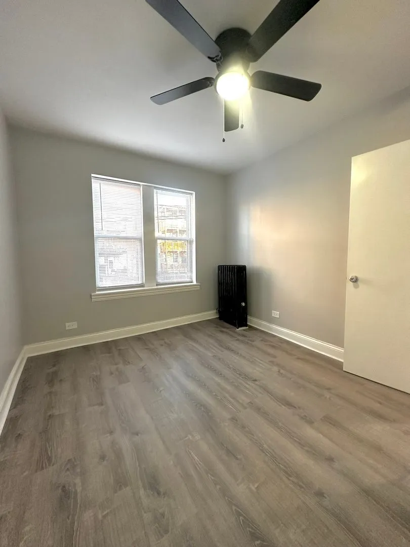 4031 N Kenmore Ave, ,  60613, USA 60613-unit#.214-Chicago-IL