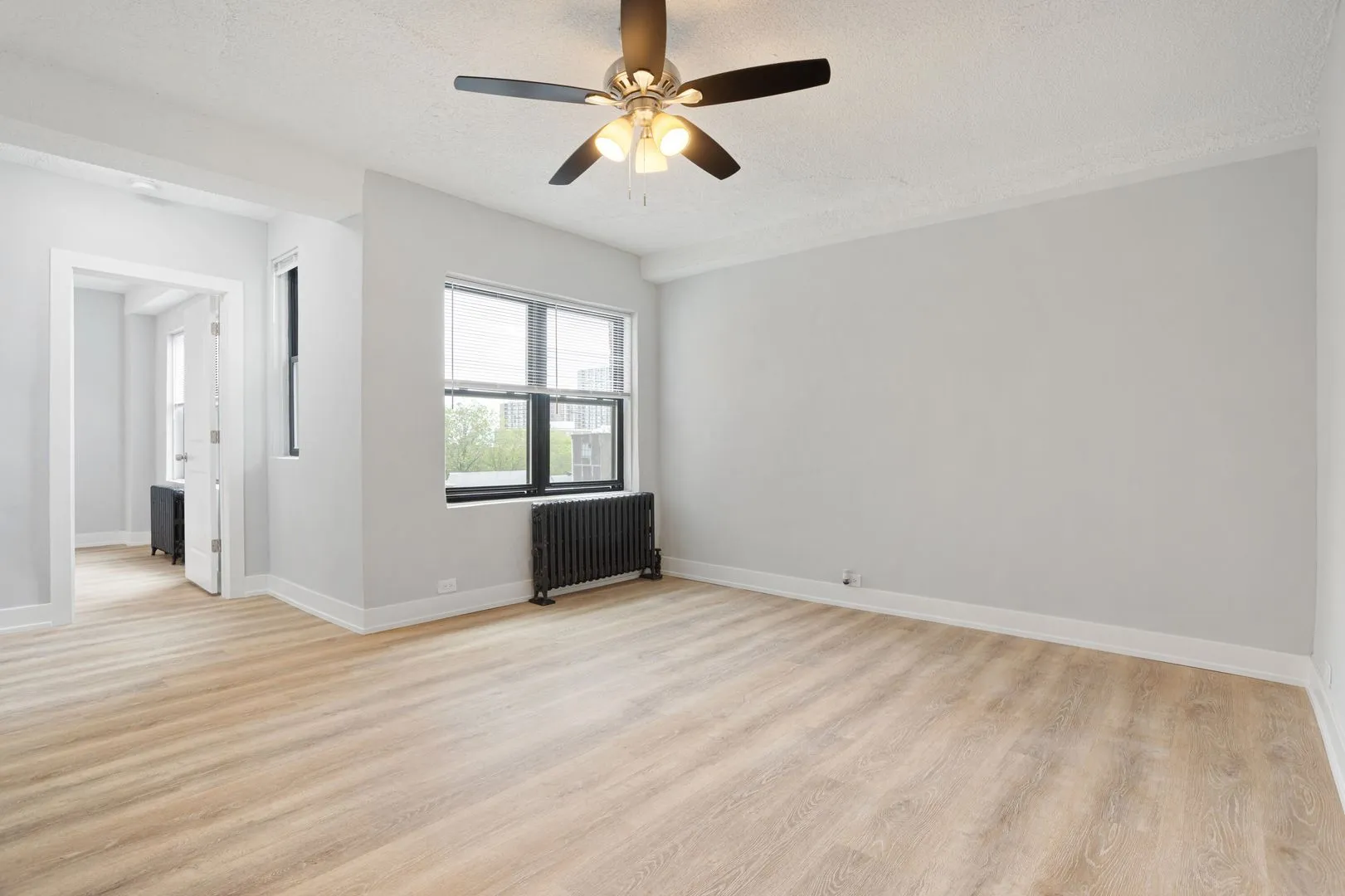 6026 N Winthrop Ave, ,  60660, USA 60660-unit#6J-Chicago-IL