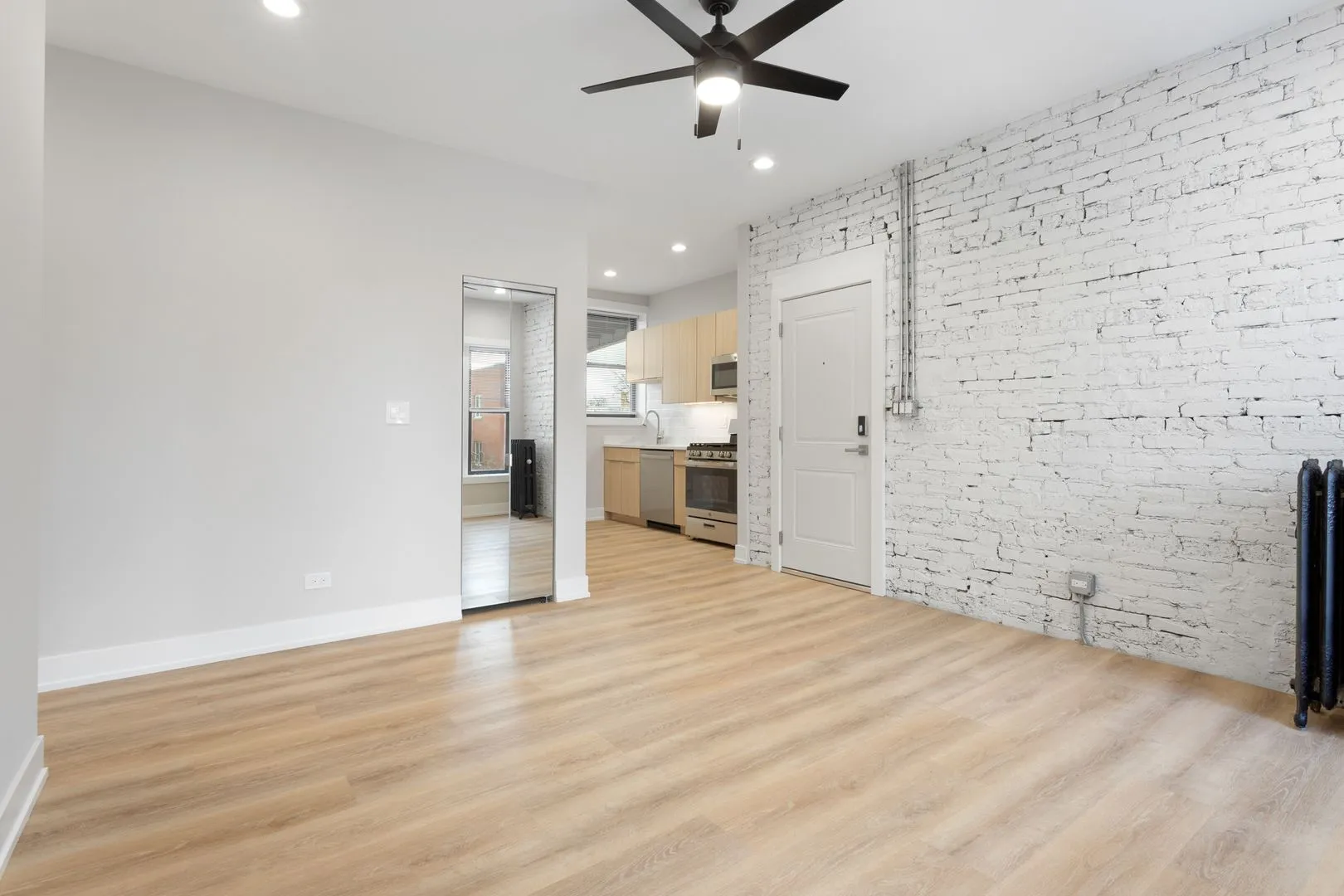 6931 N Lakewood Ave, ,  60626, USA 60626-unit#3-Chicago-IL