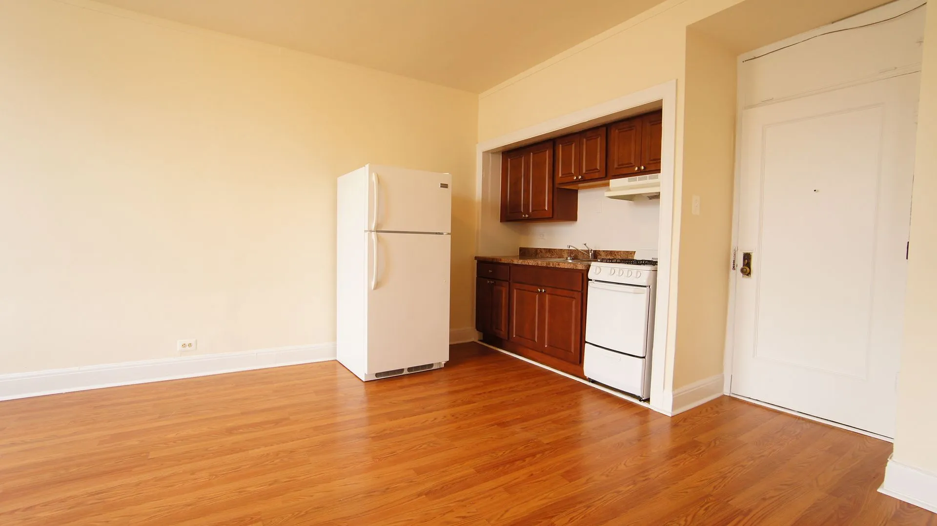 3335 W Diversey Ave, ,  60647, USA 60647-unit#307-Chicago-IL