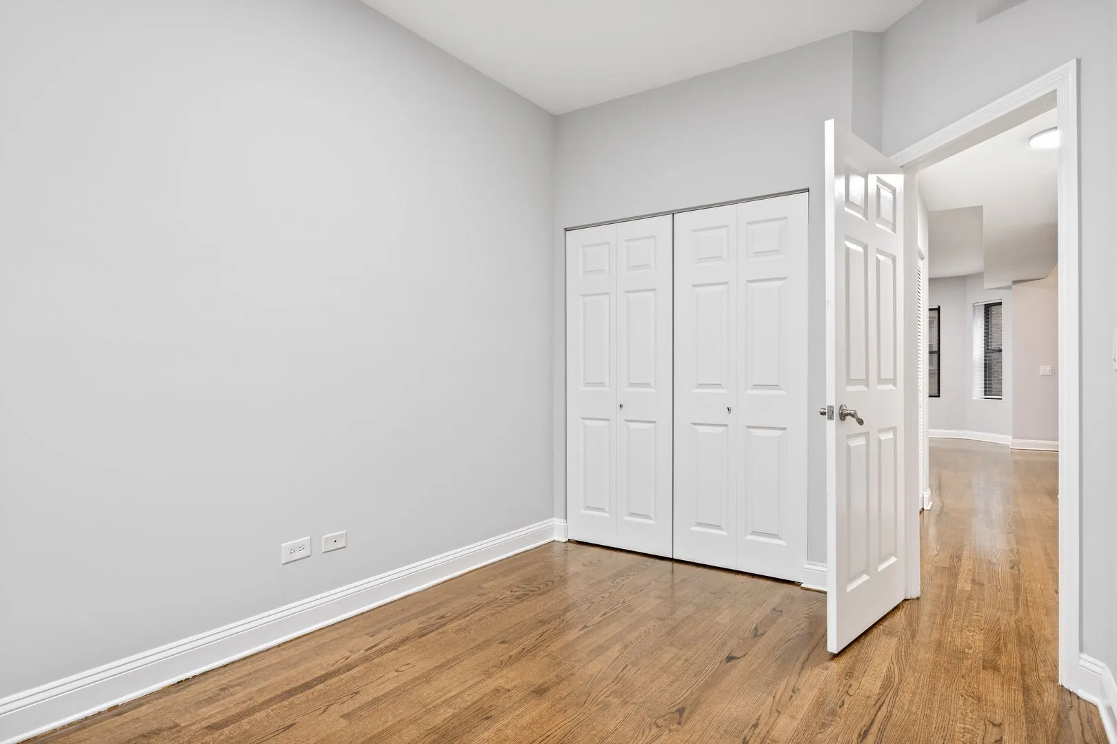 7526 N Seeley Ave, ,  60645, USA 60645-unit#103-Chicago-IL
