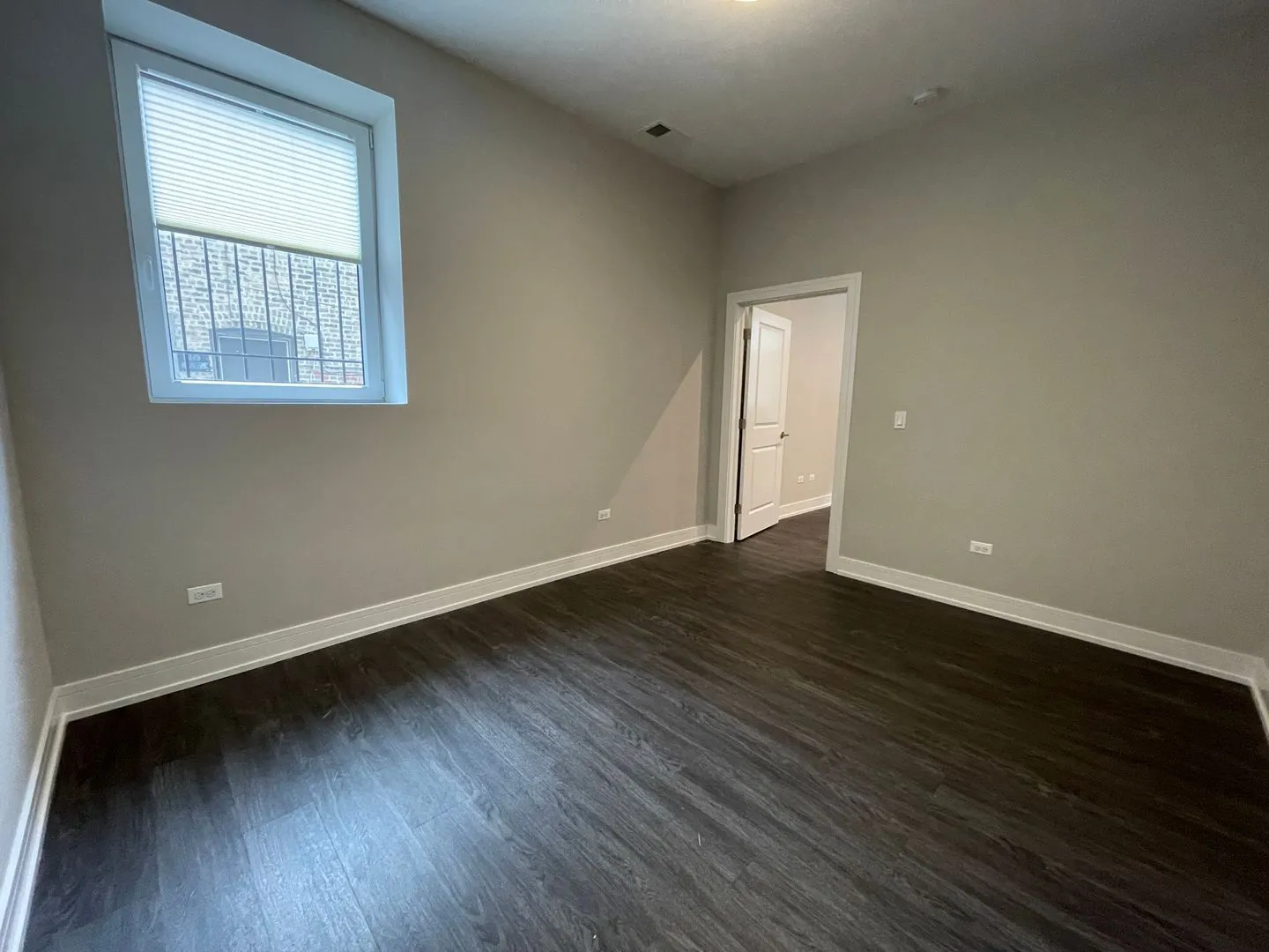 1730 W Greenleaf Ave, ,  60626, USA 60626-unit#1730-105-Chicago-IL