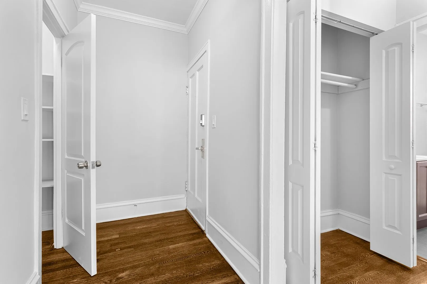 6110 N Winthrop Ave, , 60660, USA 60660-unit#1E-Chicago-IL