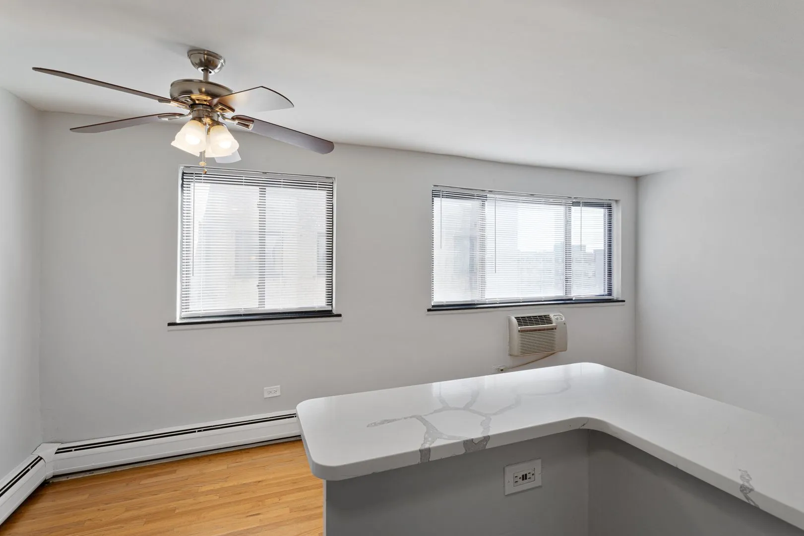 6758 N Sheridan Rd, ,  60626, USA 60626-unit#545-Chicago-IL