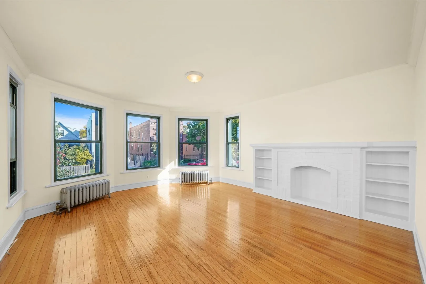 2338 N Spaulding Ave, , 60647, USA 60647-unit#1B-Chicago-IL