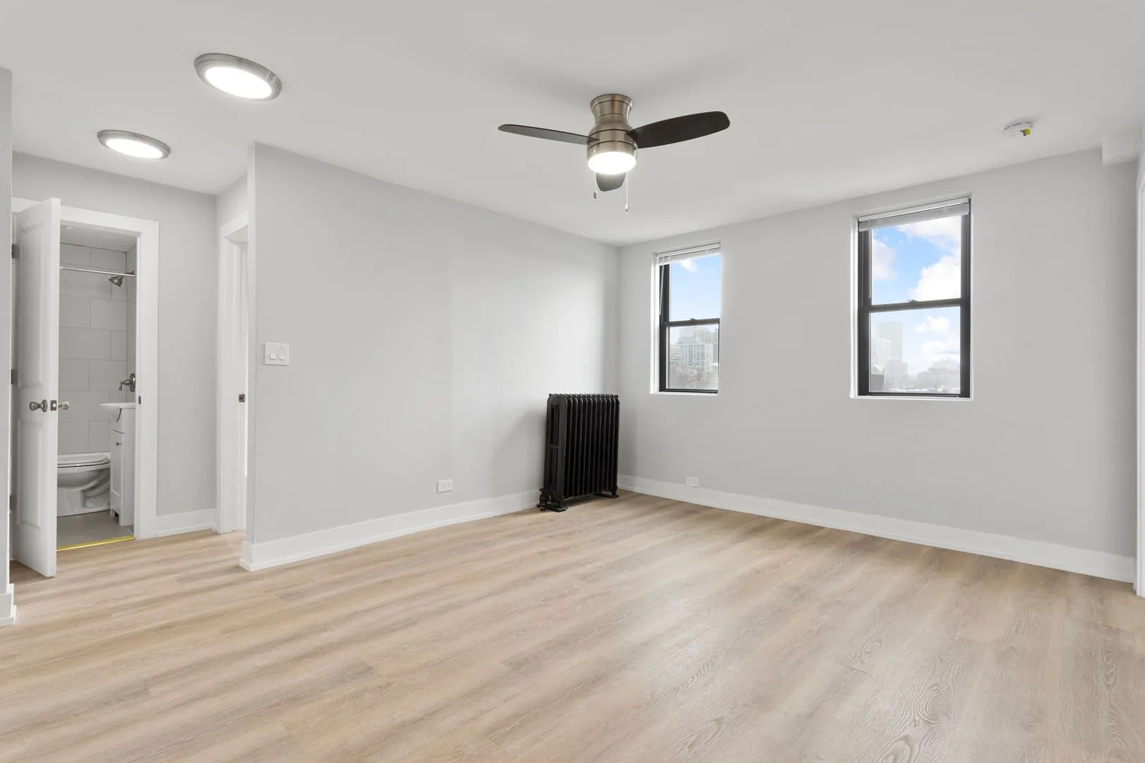 6026 N Winthrop Ave, ,  60660, USA 60660-unit#3G-Chicago-IL