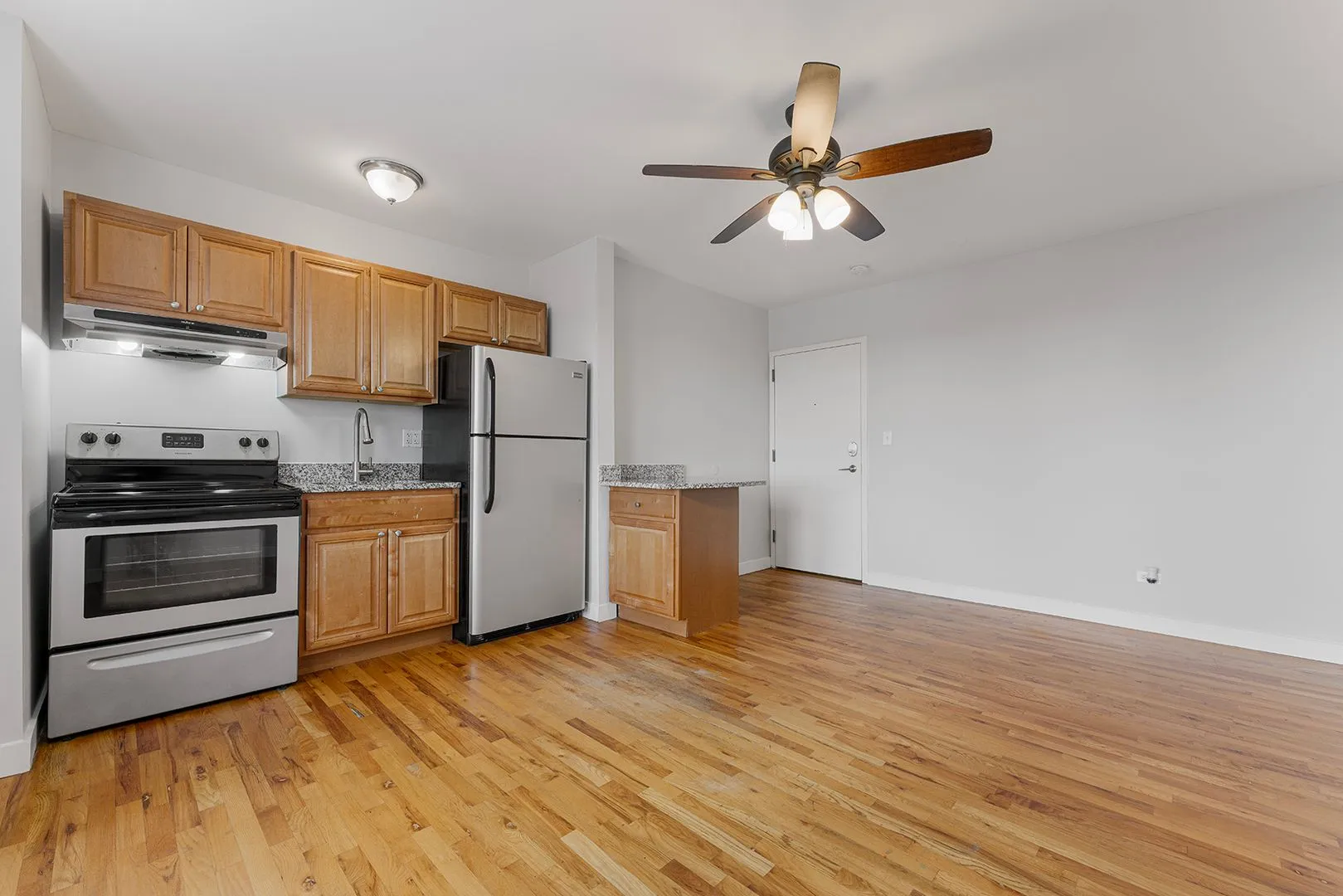 7450 N Greenview Ave, ,  60626, USA 60626-unit#82-Chicago-IL