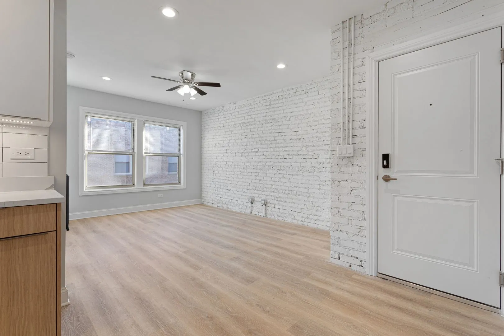 ,  60626, USA 60626-unit#3L-Chicago-IL