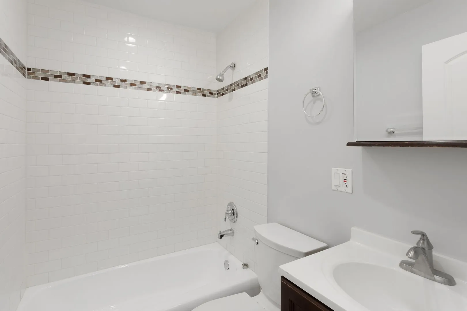 6001 N Kenmore Ave, ,  60660, USA 60660-unit#310-Chicago-IL