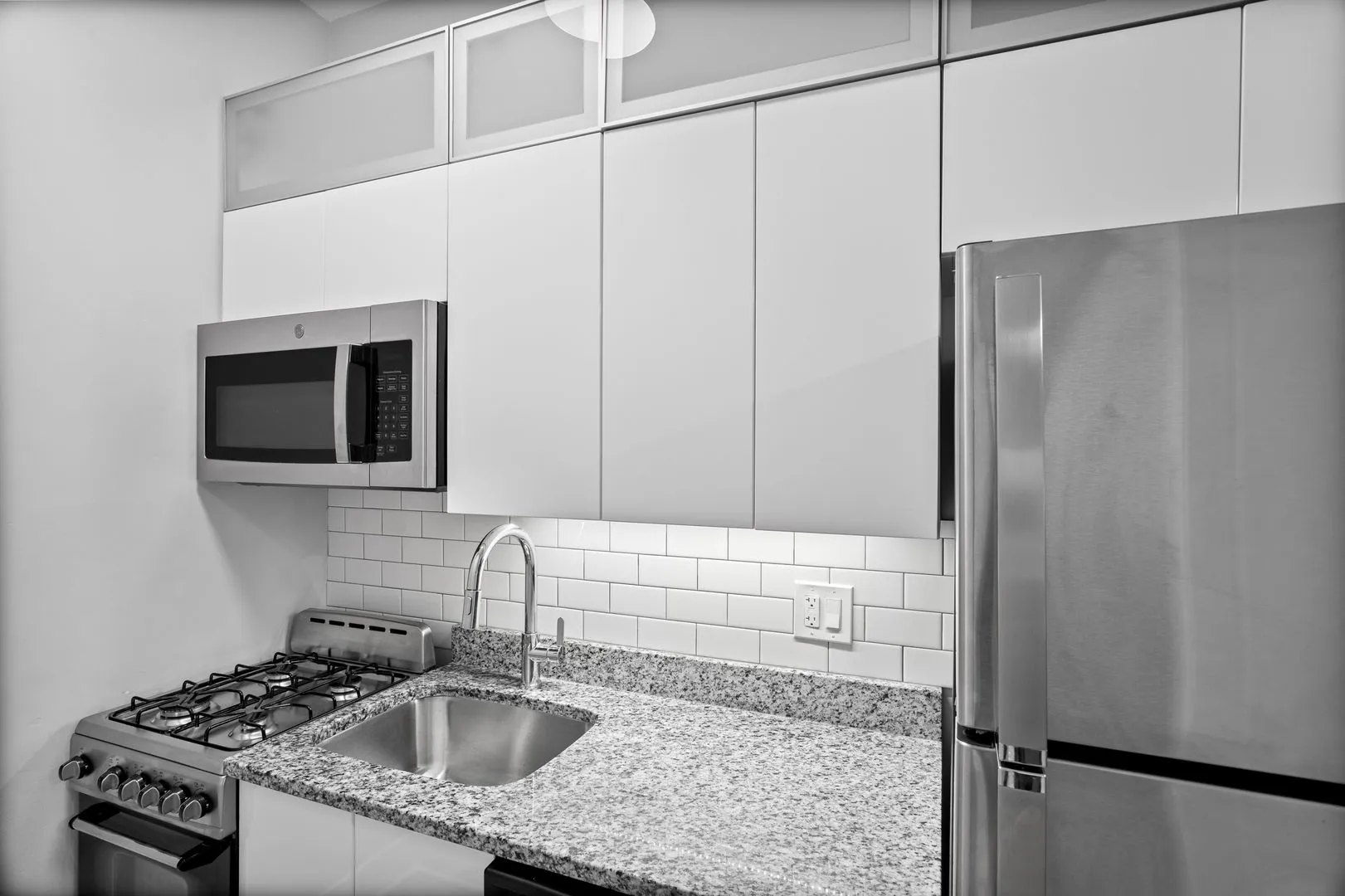 7600 N Sheridan Rd, , 60626, USA 60626-unit#202-Chicago-IL