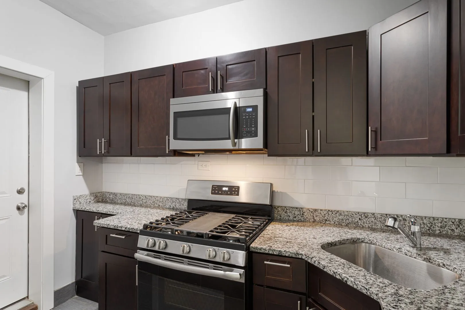 6110 N Winthrop Ave, , 60660, USA 60660-unit#2W-Chicago-IL