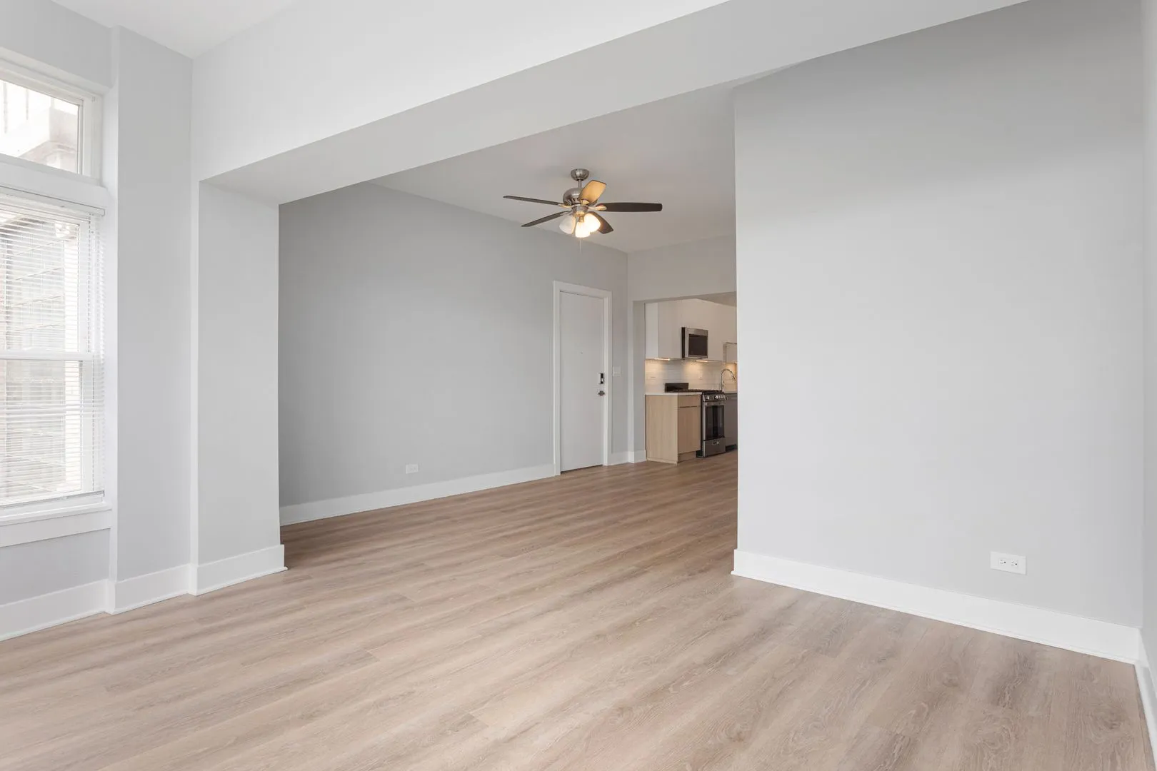 7600 N Sheridan Rd, ,  60626, USA 60626-unit#301-Chicago-IL