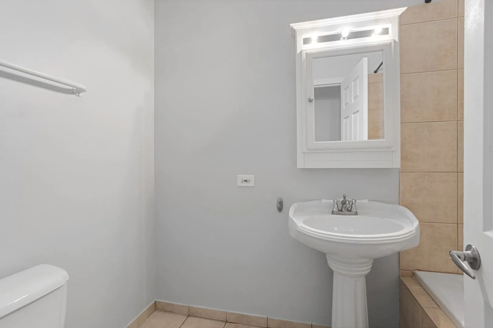 2451 W Howard St, ,  60645, USA 60645-unit#603-Chicago-IL