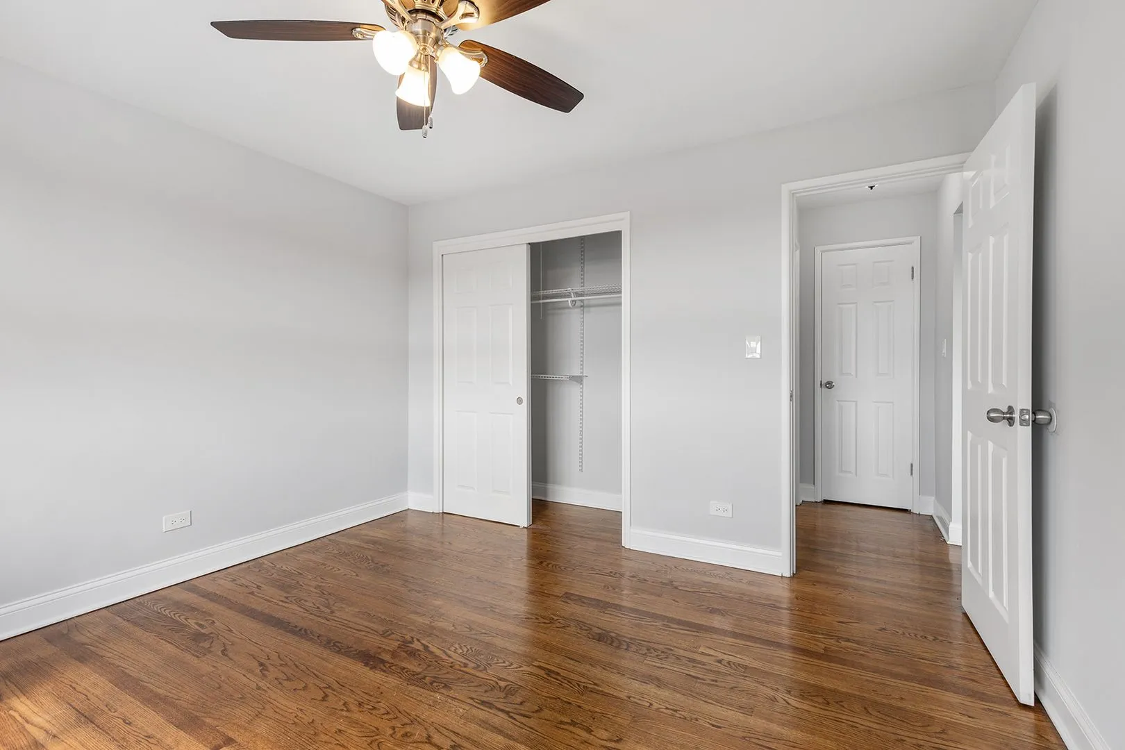 6826 N Ridge Blvd, ,  60645, USA 60645-unit#402-Chicago-IL