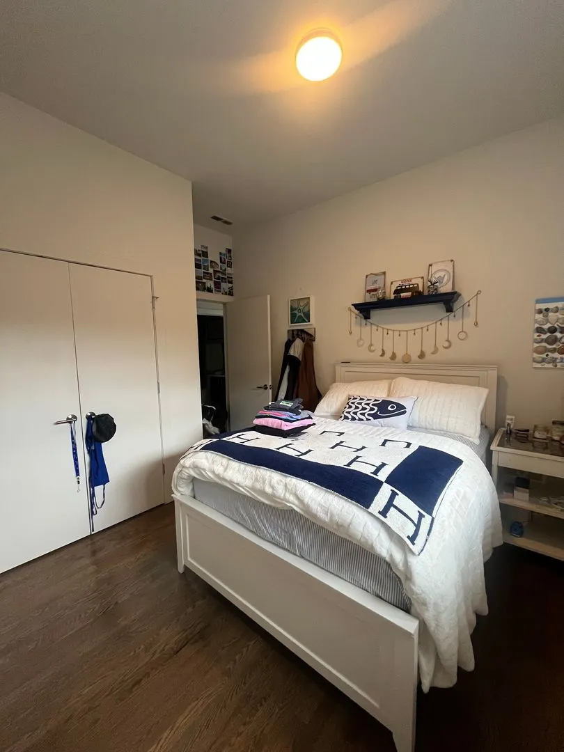 1418 W Addison St, , 60613, USA 60613-unit#401-Chicago-IL