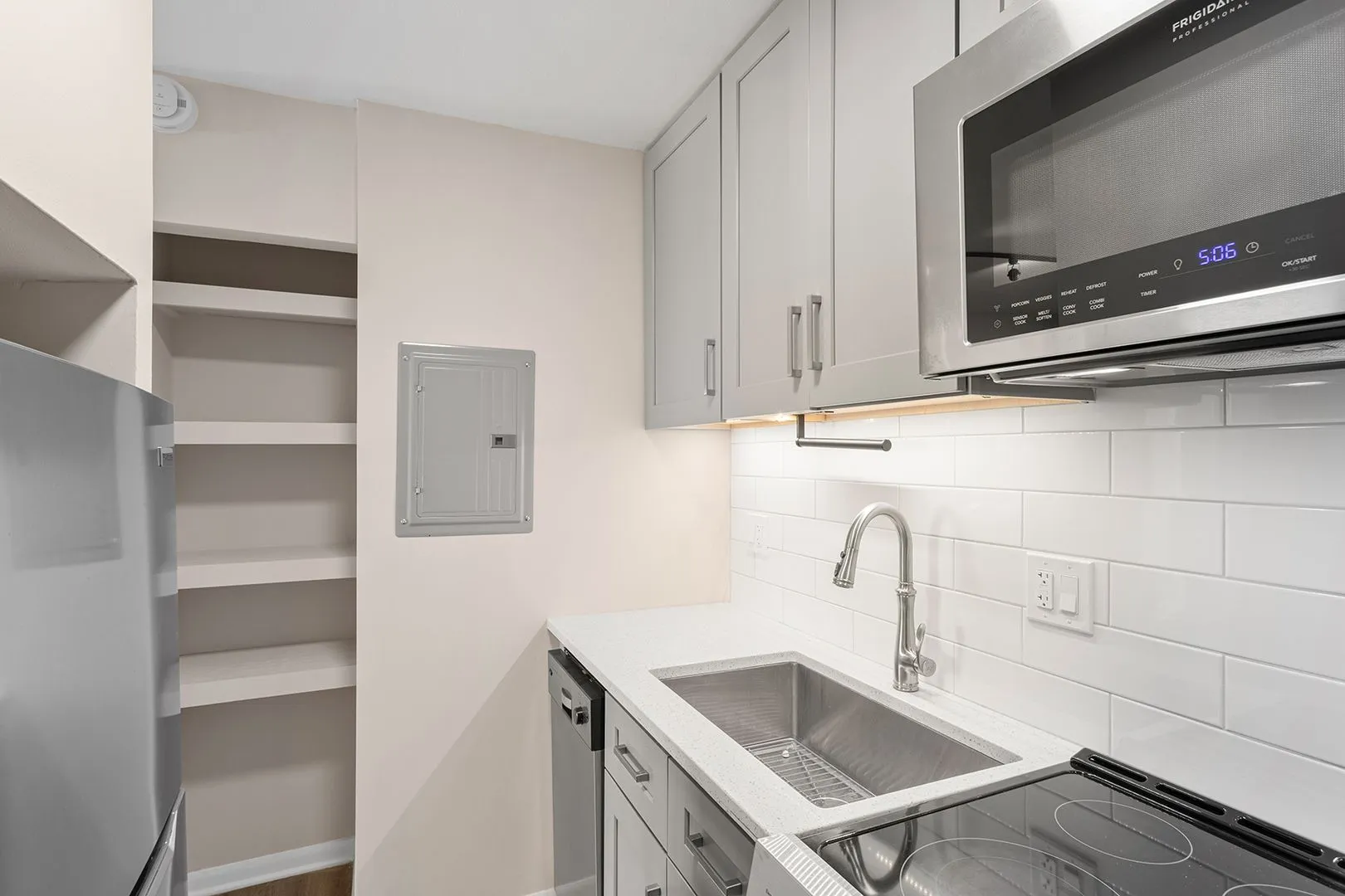 6166 N Sheridan Rd, ,  60660, USA 60660-unit#28A-Chicago-IL