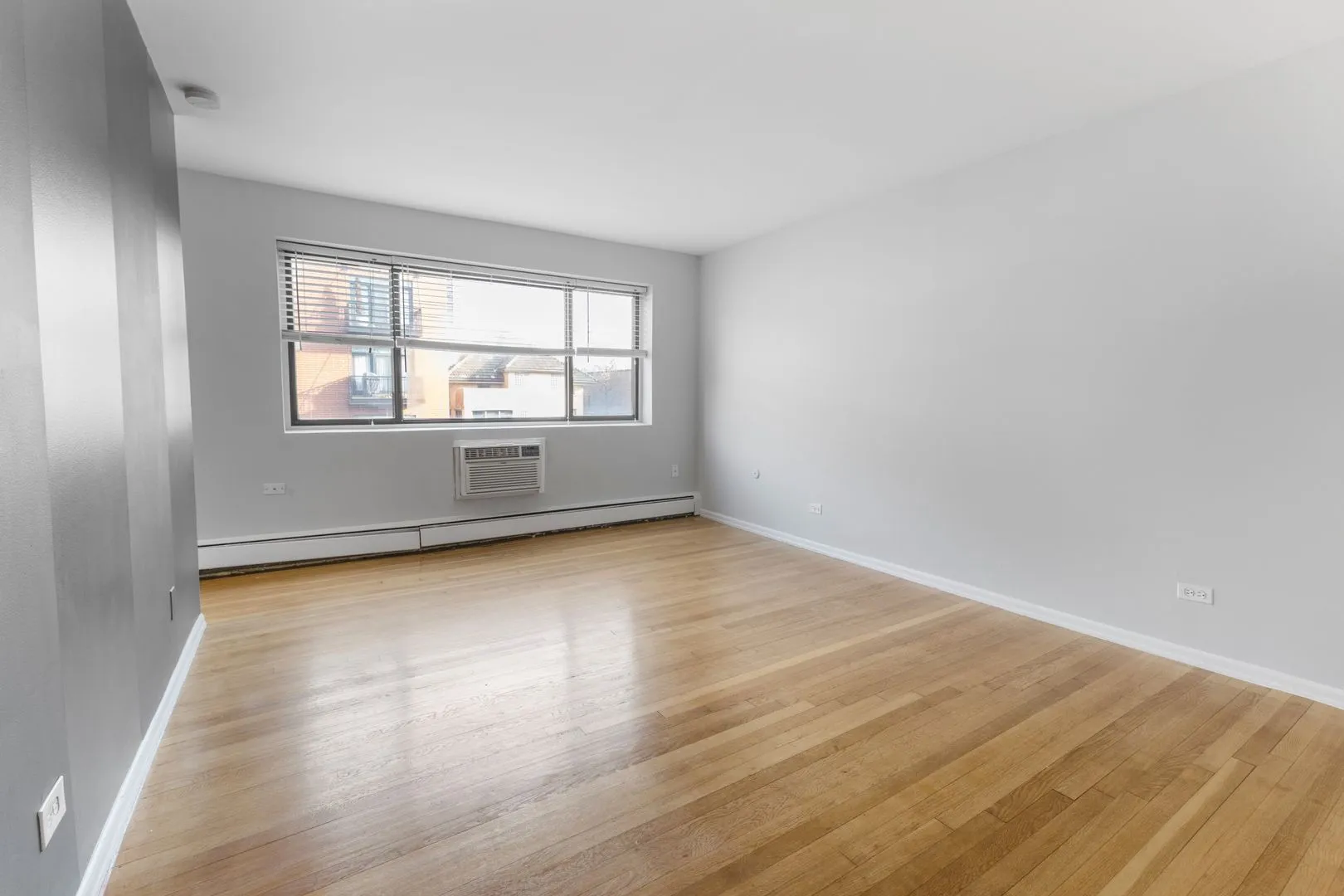 6021 N Winthrop Ave, , 60660, USA 60660-unit#408-Chicago-IL
