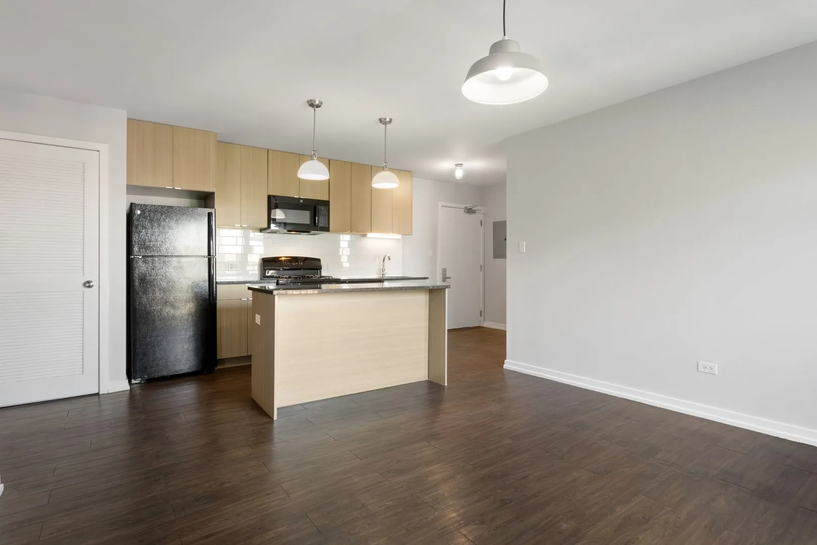 5411 N Winthrop Ave, ,  60640, USA 60640-unit#502-Chicago-IL