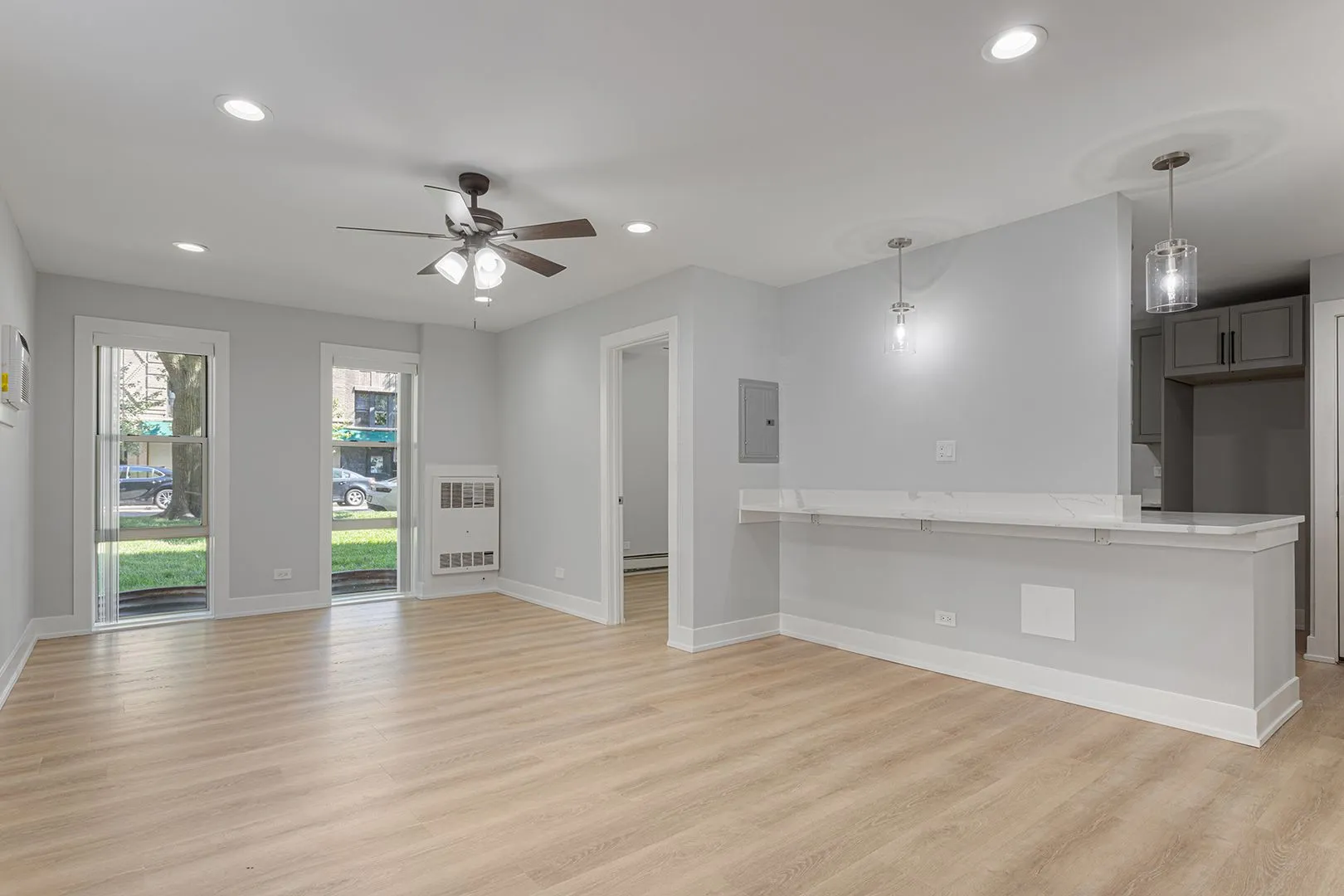 1303 W Estes Ave, ,  60626, USA 60626-unit#1W-Chicago-IL