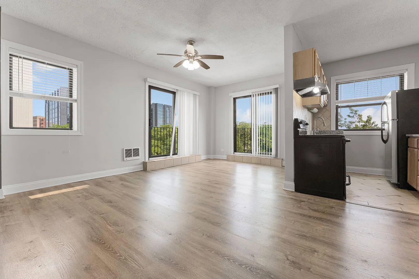 4520 N Clarendon Ave, , 60613, USA 60640-unit#401-Chicago-IL