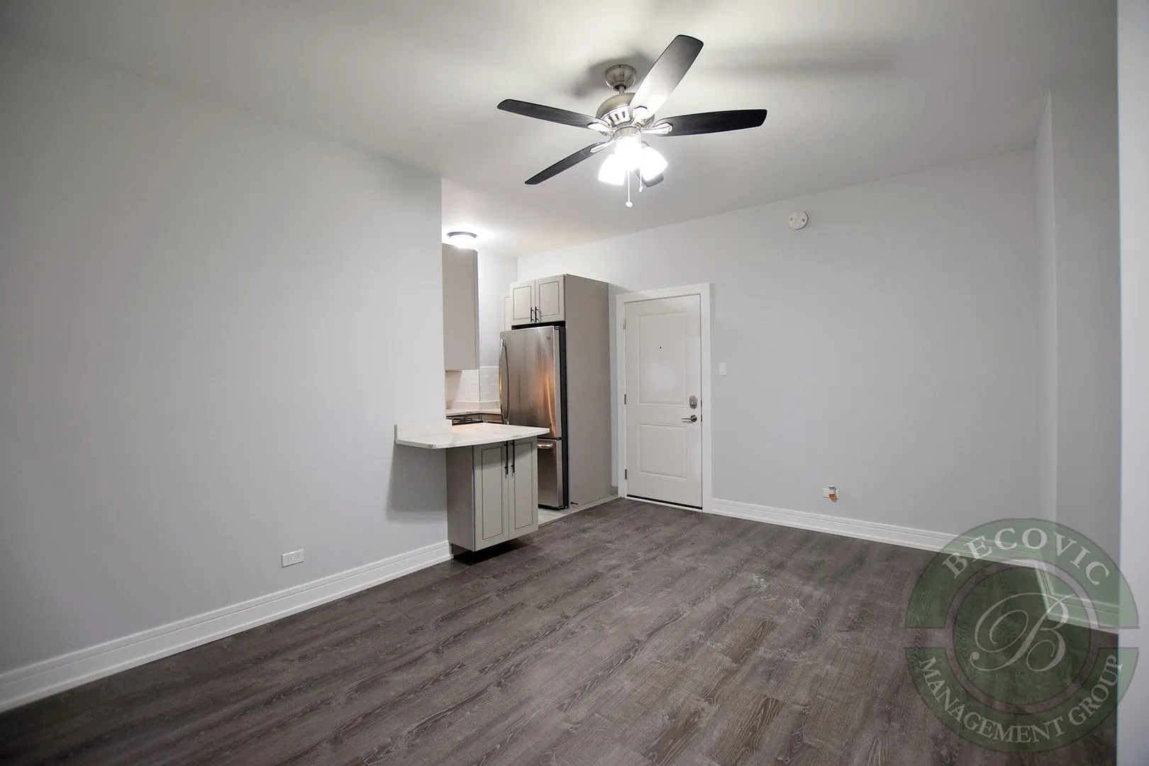 1521 W Sherwin Ave, ,  60626, USA 60626-unit#103-Chicago-IL