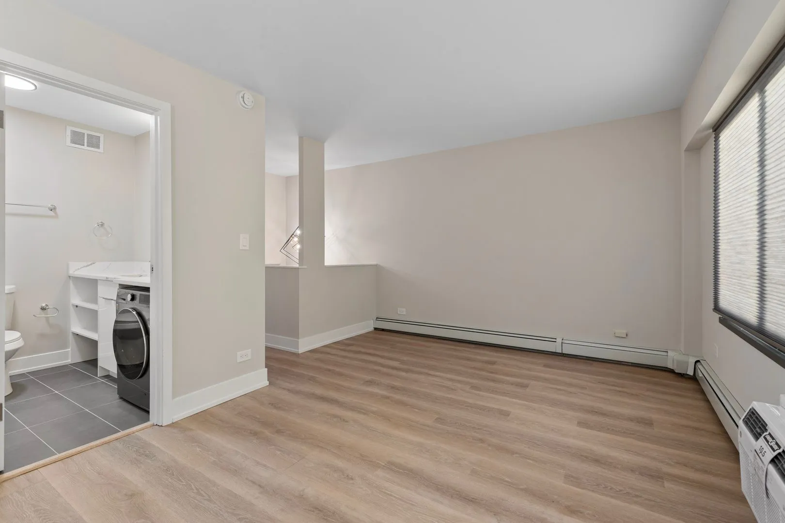 6166 N Sheridan Rd, , 60660, USA 60660-unit#24B-Chicago-IL