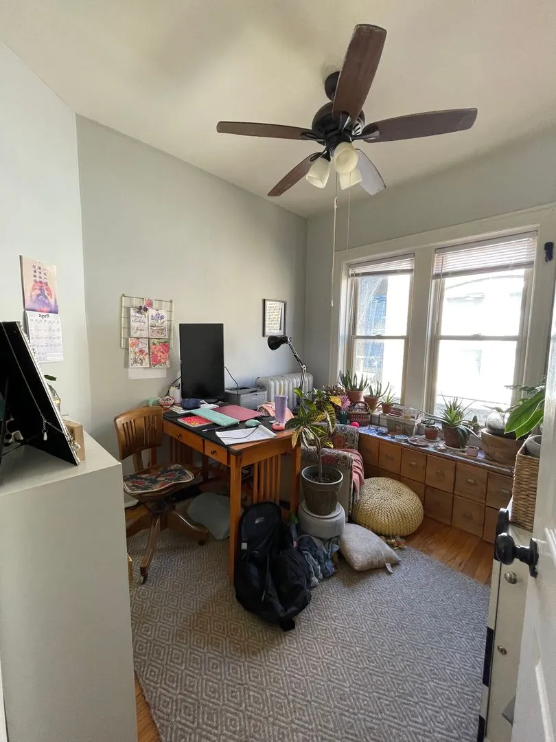 1331 W Touhy Ave, , 60626, USA 60626-unit#3S-Chicago-IL