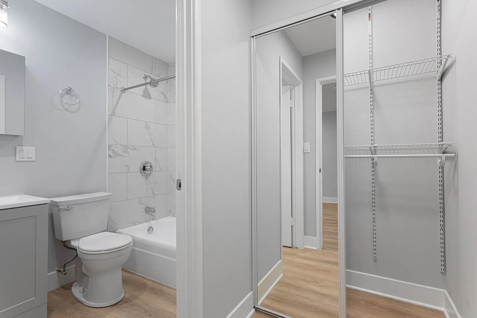 5534 N Kenmore Ave, ,  60640, USA 60640-unit#206-Chicago-IL