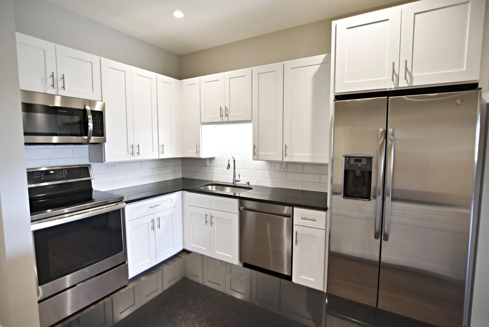 N Broadway, , , USA IL-unit#3833-210-Chicago-IL