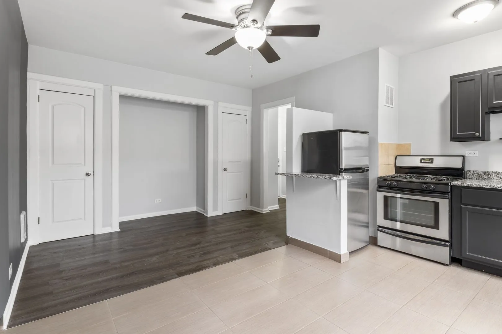 4555 Malden St, ,  60640, USA 60640-unit#315-Chicago-IL